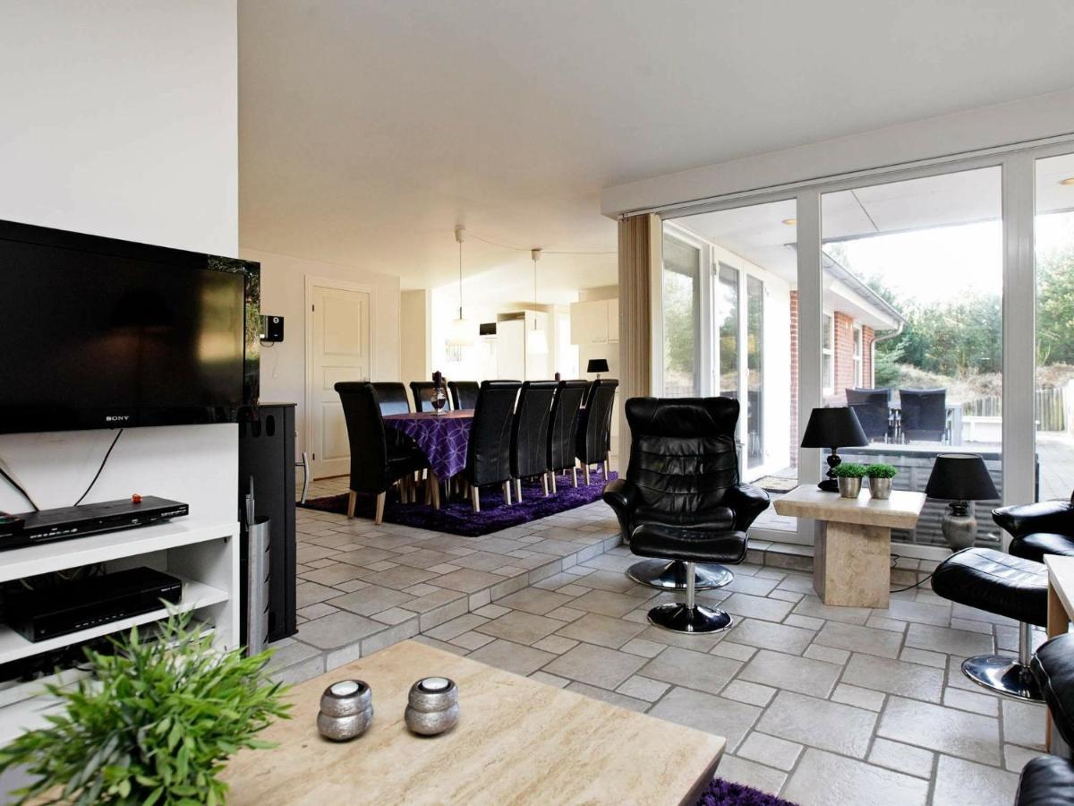 8 Person Holiday Home In Bl Vand Blåvand Exterior photo